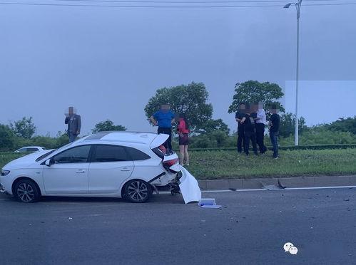 英国爆料人车祸视频大全,惊心动魄的瞬间回顾  第3张